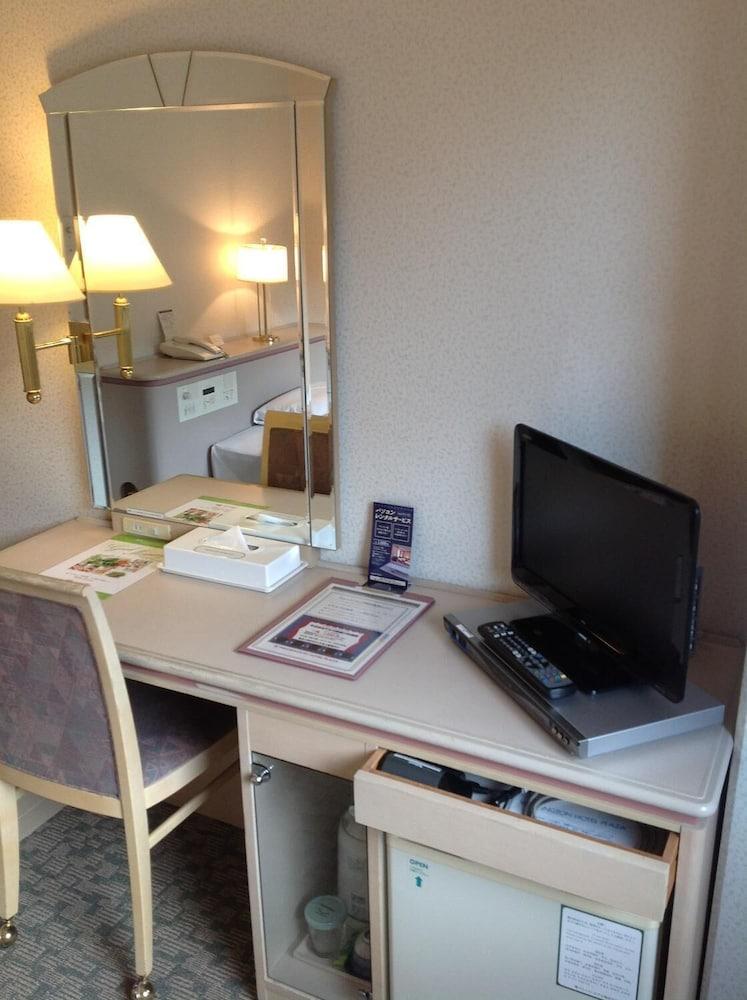 Tokushima Washington Hotel Plaza Zewnętrze zdjęcie