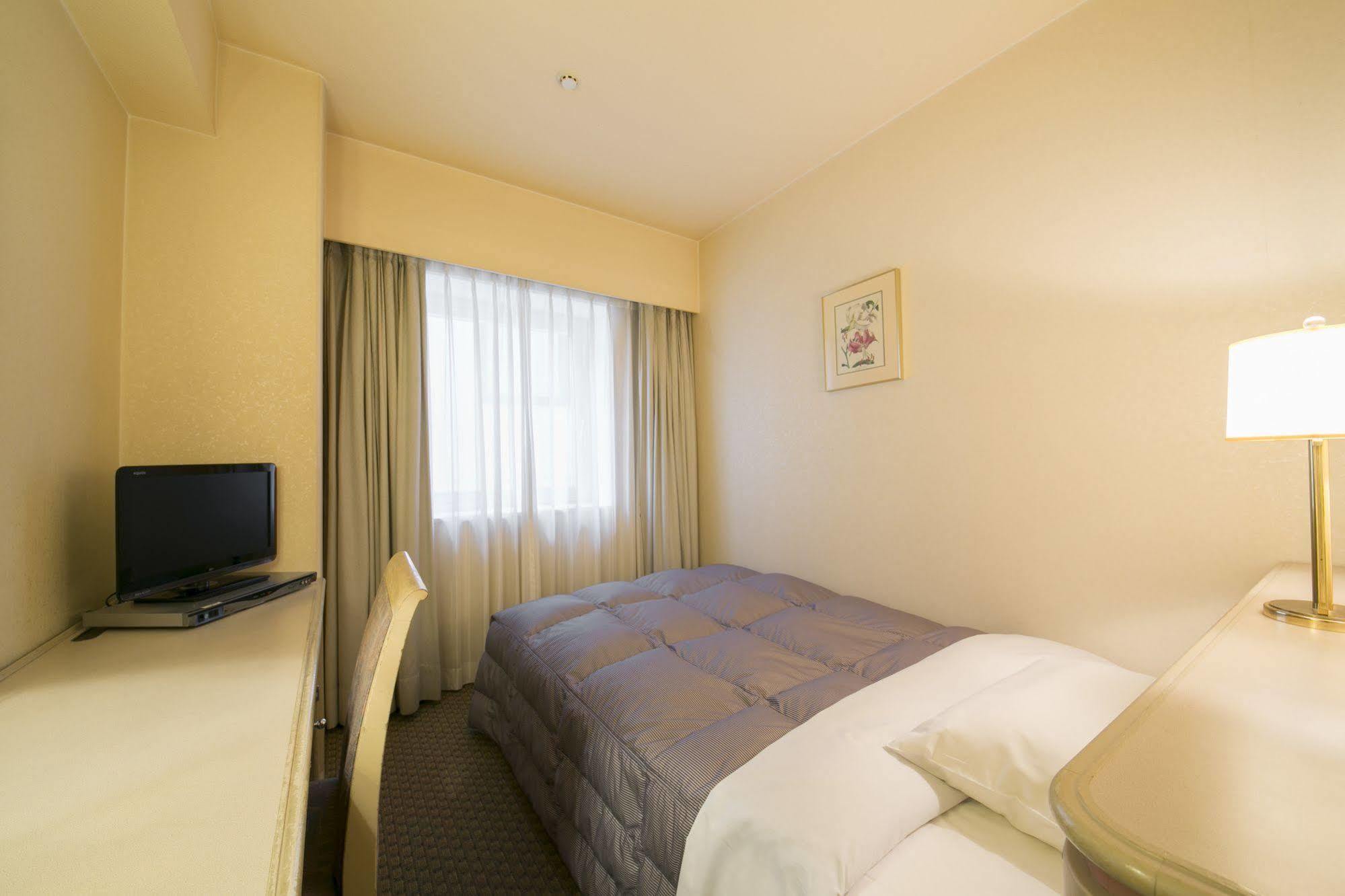 Tokushima Washington Hotel Plaza Zewnętrze zdjęcie